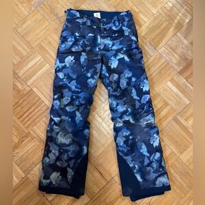 Girls Patagonia Blue Camo Snowbelle Pants